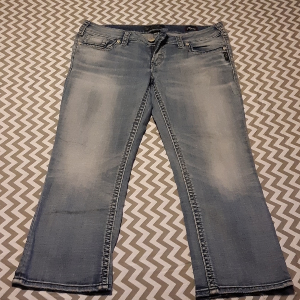 Silver Aiko Capris